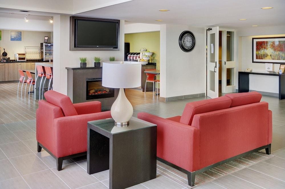 Comfort Inn Kirkland Lake Exteriör bild