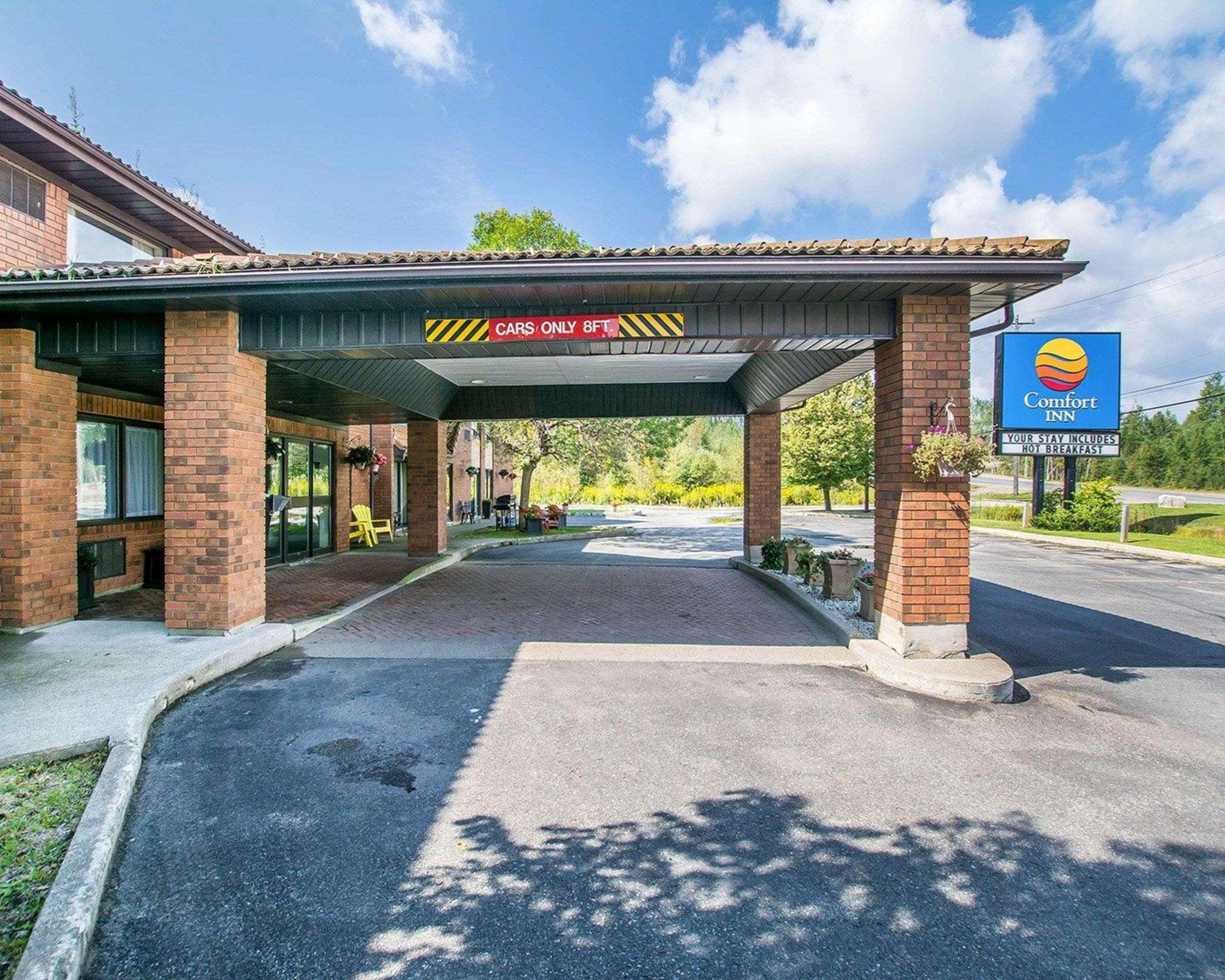 Comfort Inn Kirkland Lake Exteriör bild
