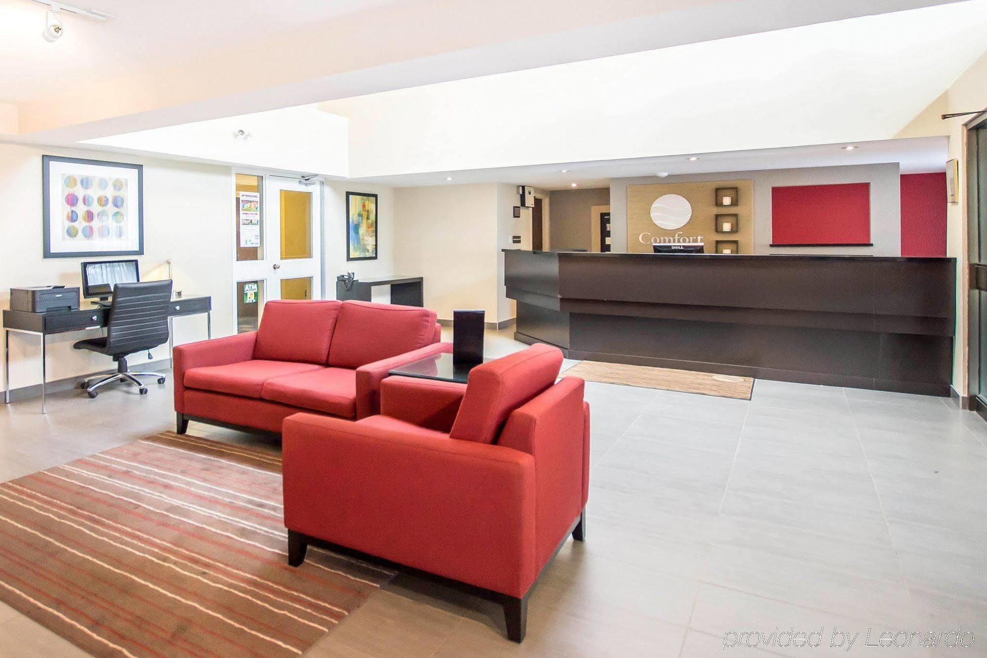 Comfort Inn Kirkland Lake Exteriör bild