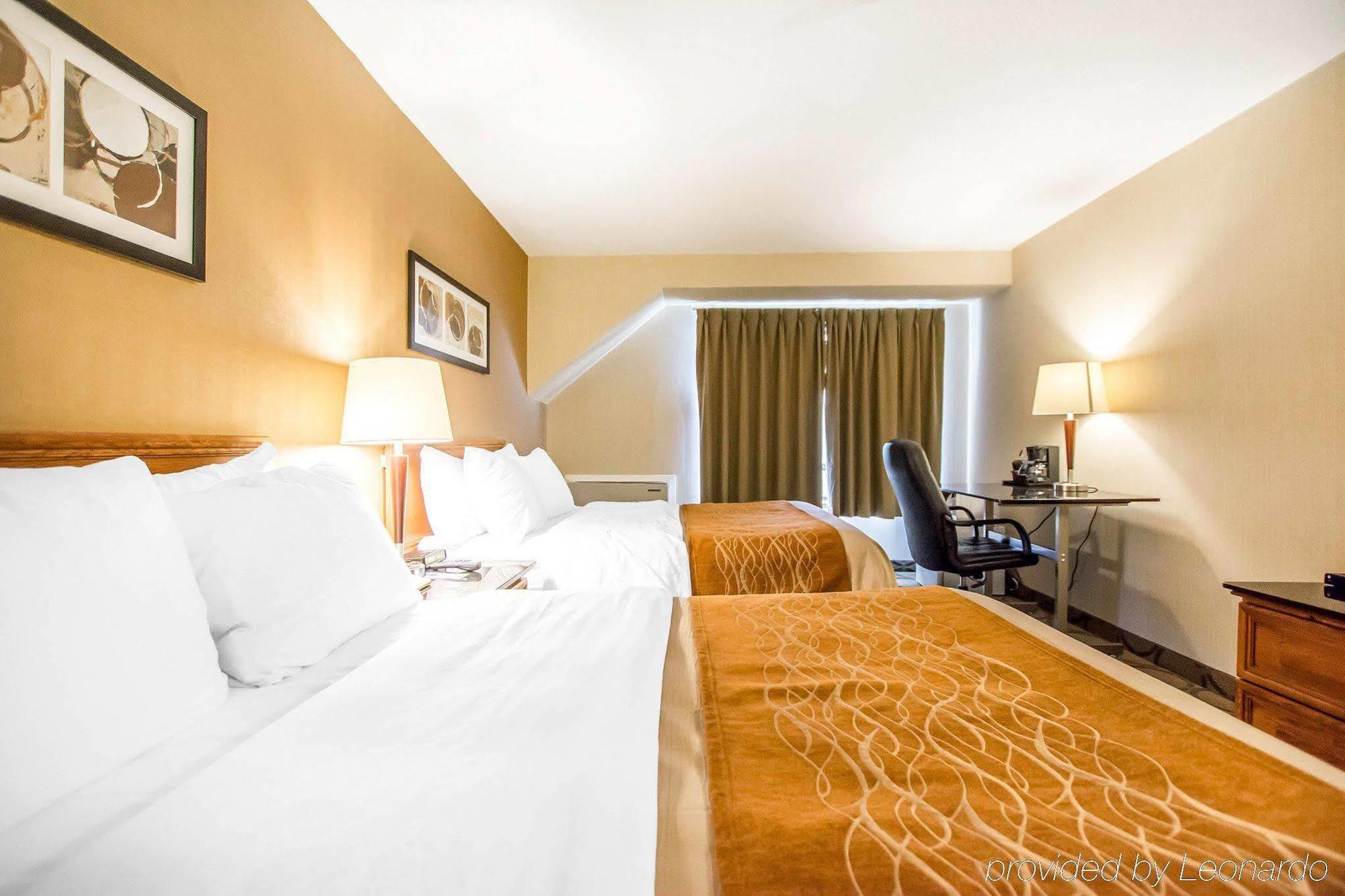 Comfort Inn Kirkland Lake Exteriör bild